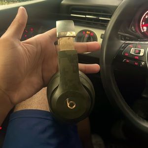 Beats Solo 1 wireless